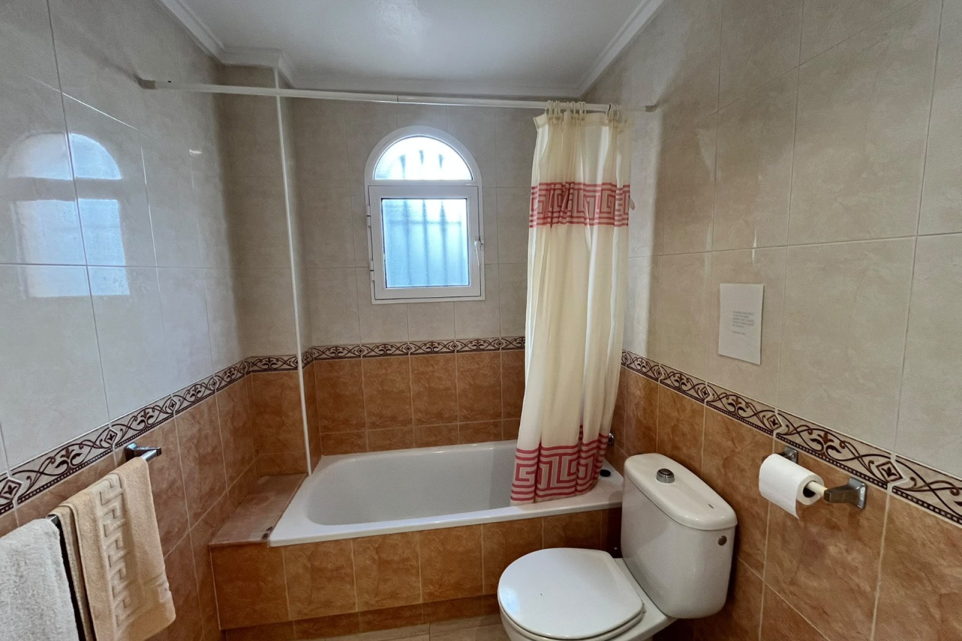 Återförsäljning - Quad House -
Villamartin - PAU 8