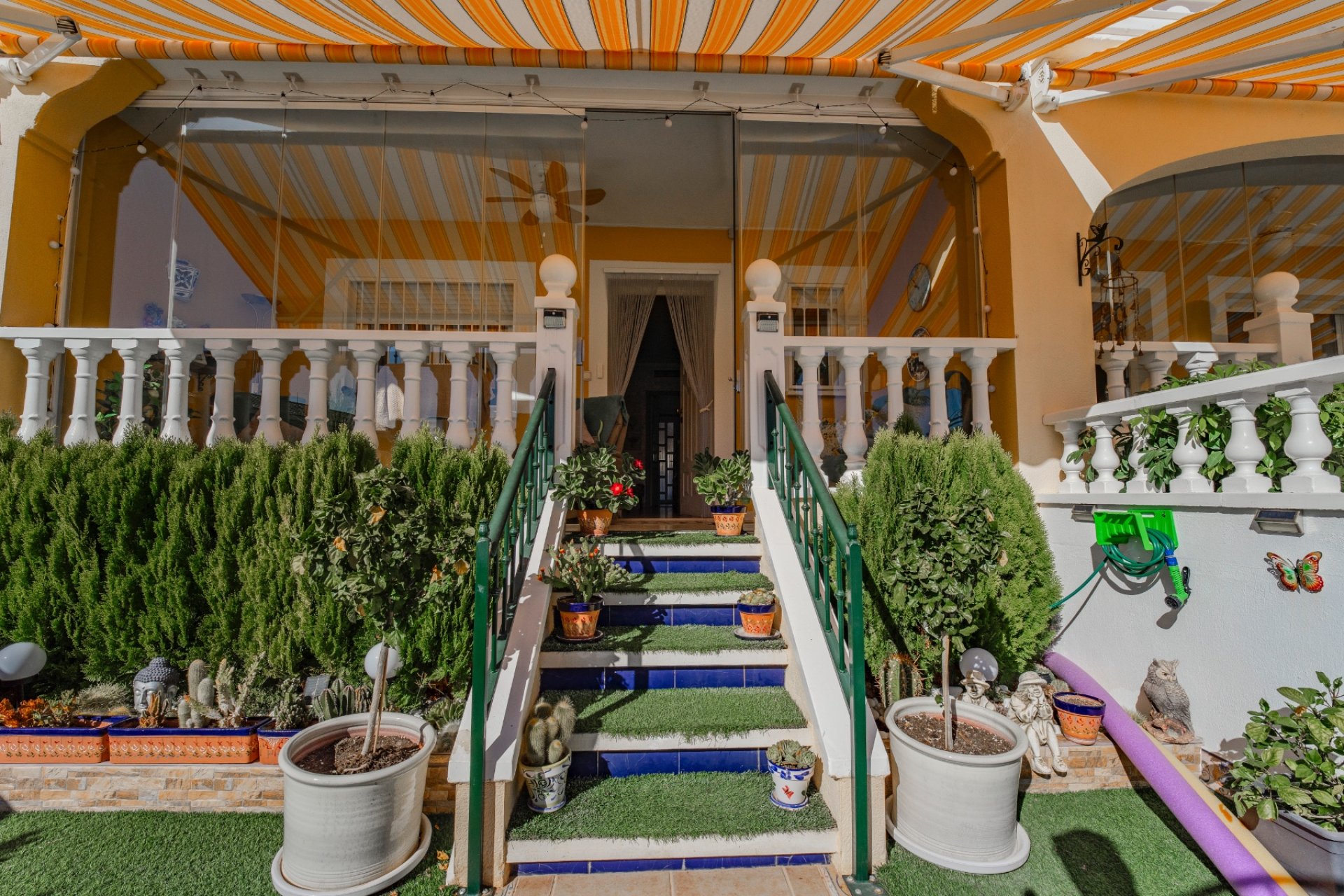 Återförsäljning - Radhus -
Ciudad quesada - Lo Marabú