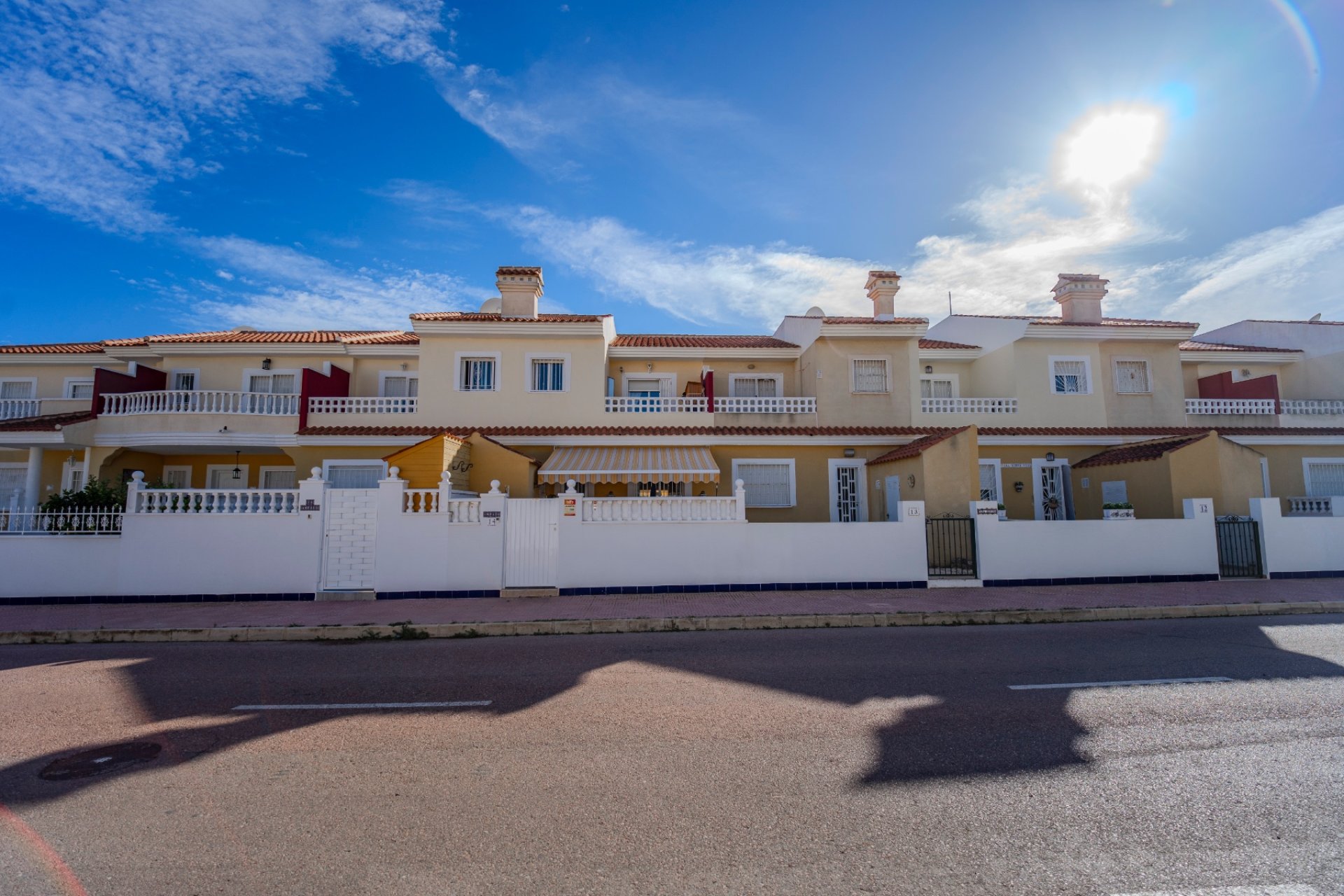 Återförsäljning - Radhus -
Ciudad quesada - Lo Marabú