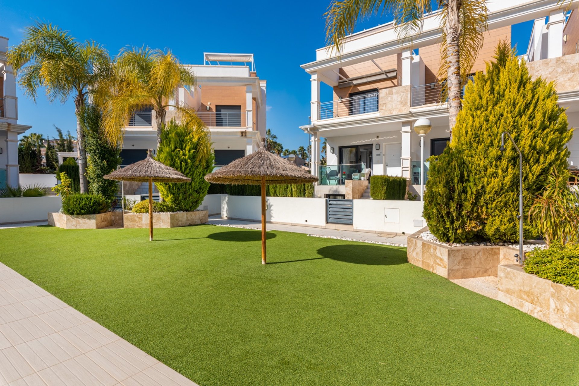 Återförsäljning - Radhus -
Ciudad quesada - Rojales