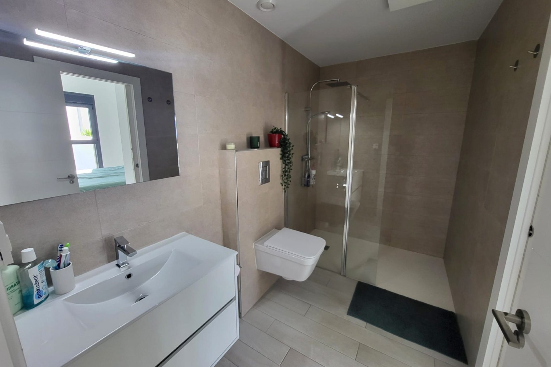 Återförsäljning - Radhus -
Daya Nueva