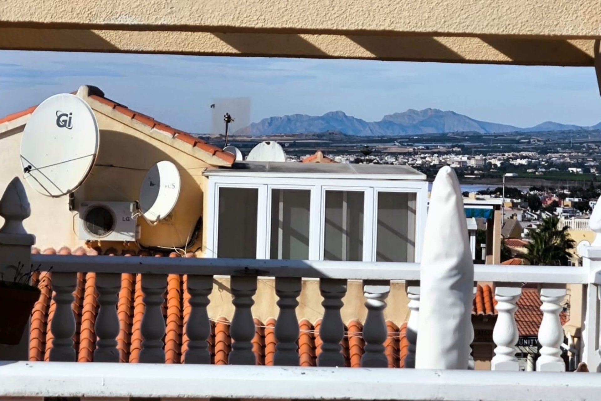 Återförsäljning - Radhus -
El Chaparral