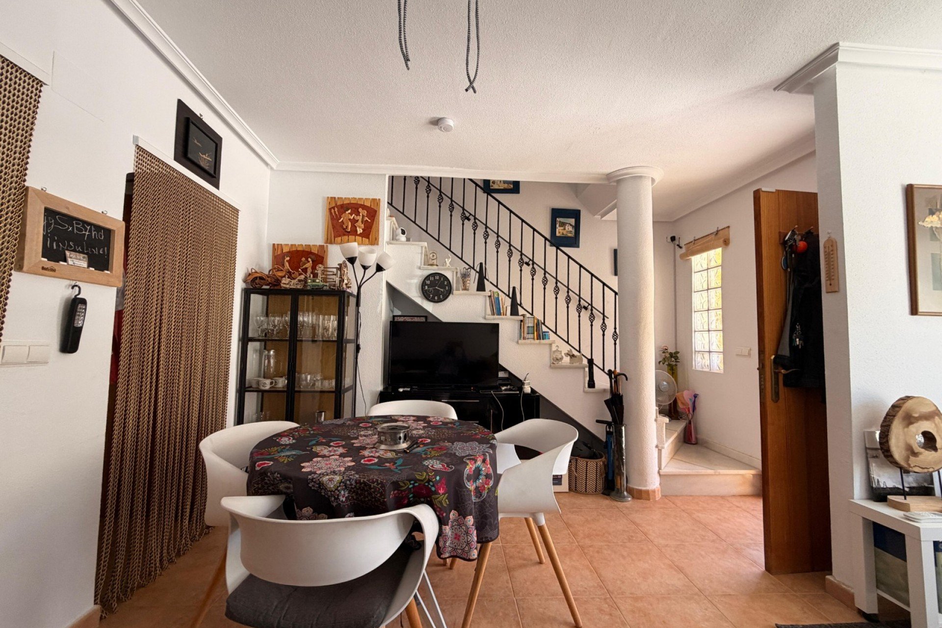 Återförsäljning - Radhus -
El Raso