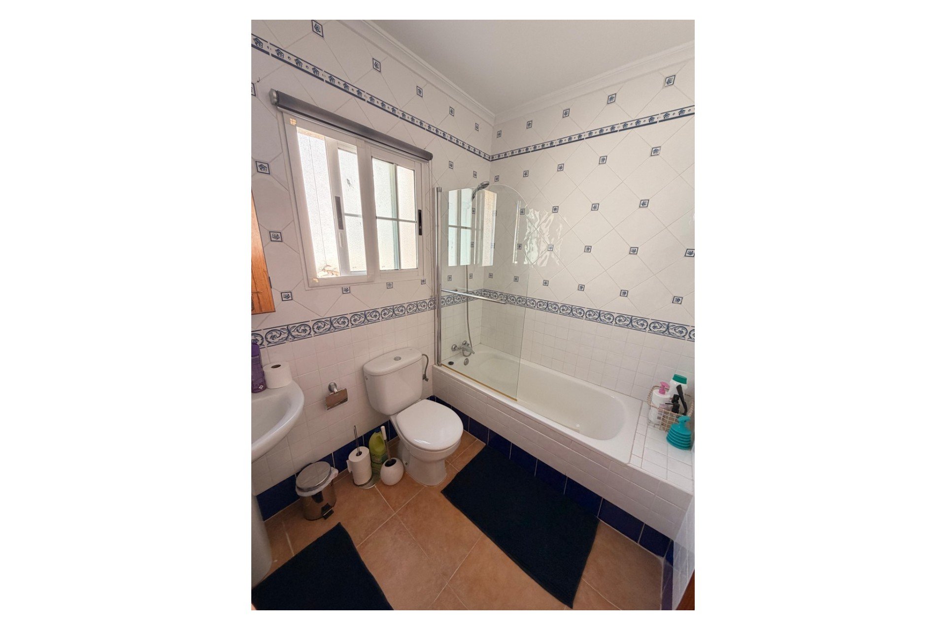 Återförsäljning - Radhus -
El Raso