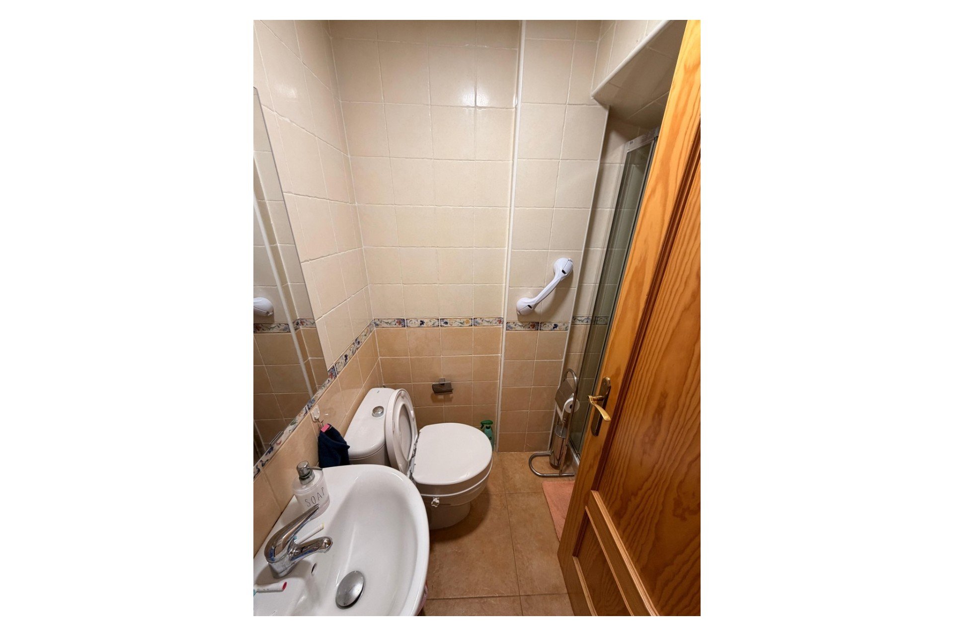 Återförsäljning - Radhus -
El Raso