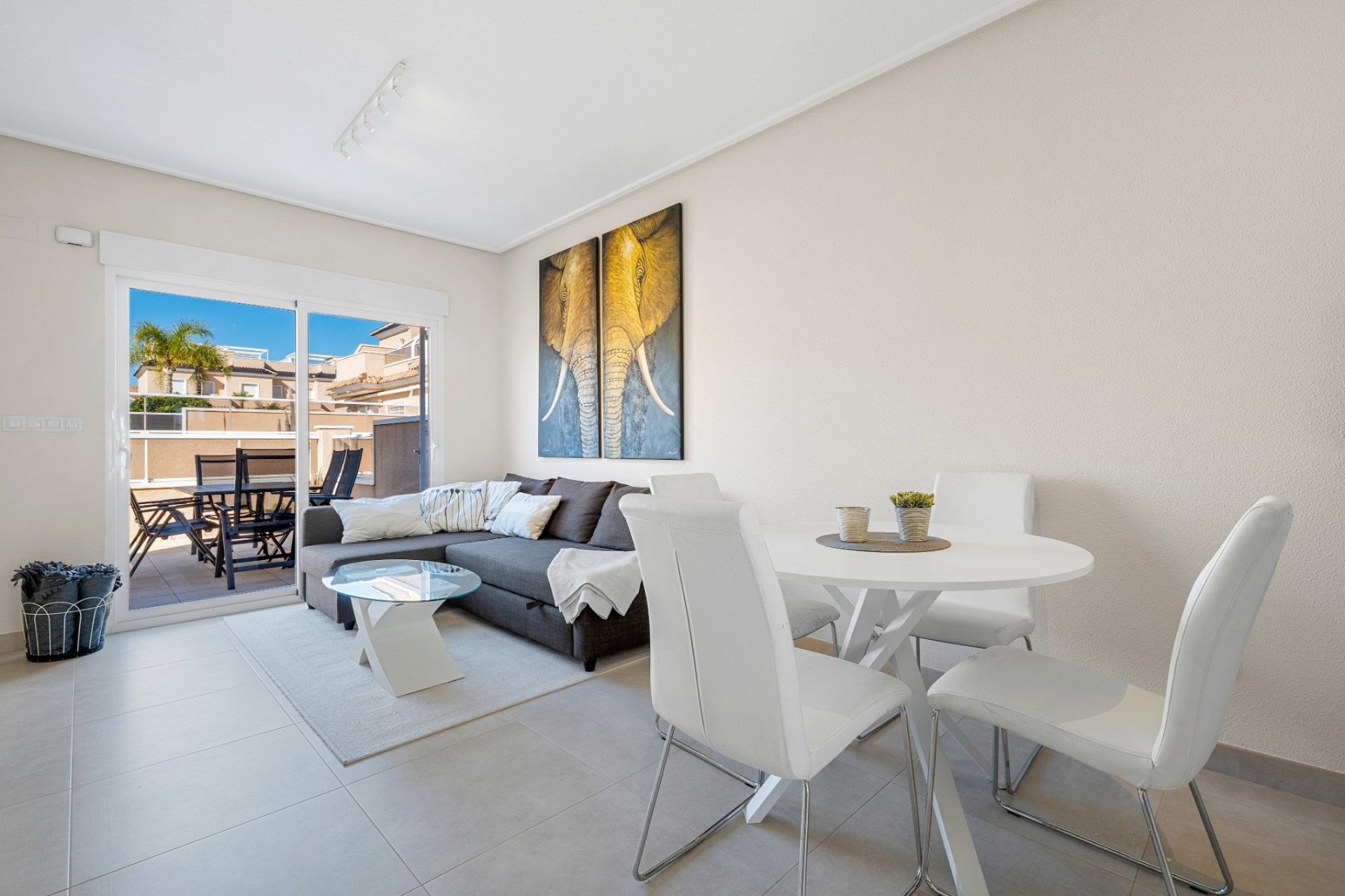 Återförsäljning - Radhus -
Lomas de Cabo Roig