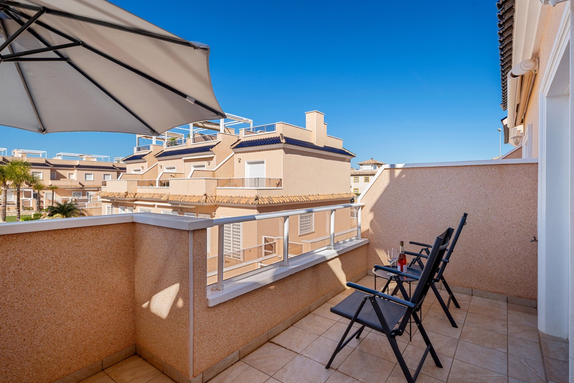 Återförsäljning - Radhus -
Lomas de Cabo Roig