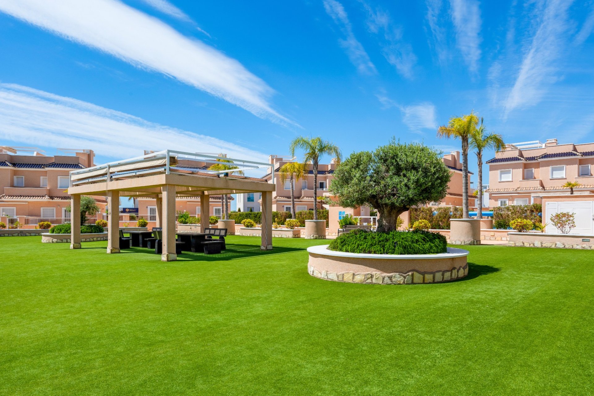 Återförsäljning - Radhus -
Lomas de Cabo Roig