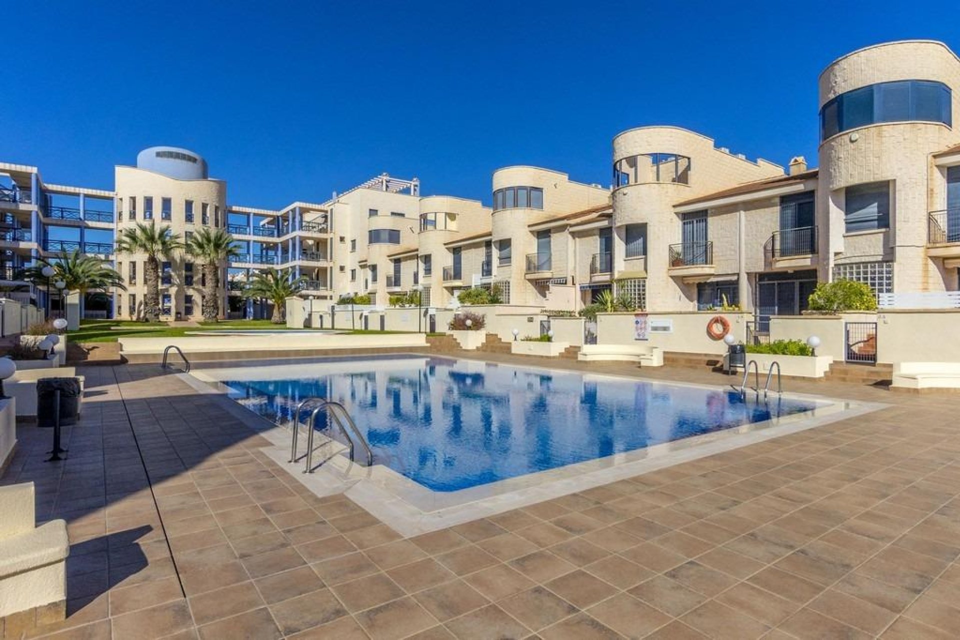 Återförsäljning - Radhus -
Orihuela Costa - Aguamarina