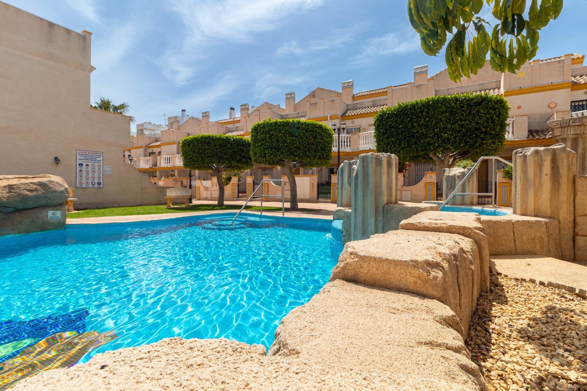 Återförsäljning - Radhus -
Orihuela Costa - Cabo Roig