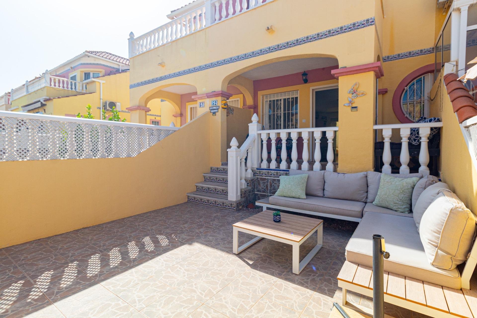 Återförsäljning - Radhus -
Orihuela Costa - La Regia