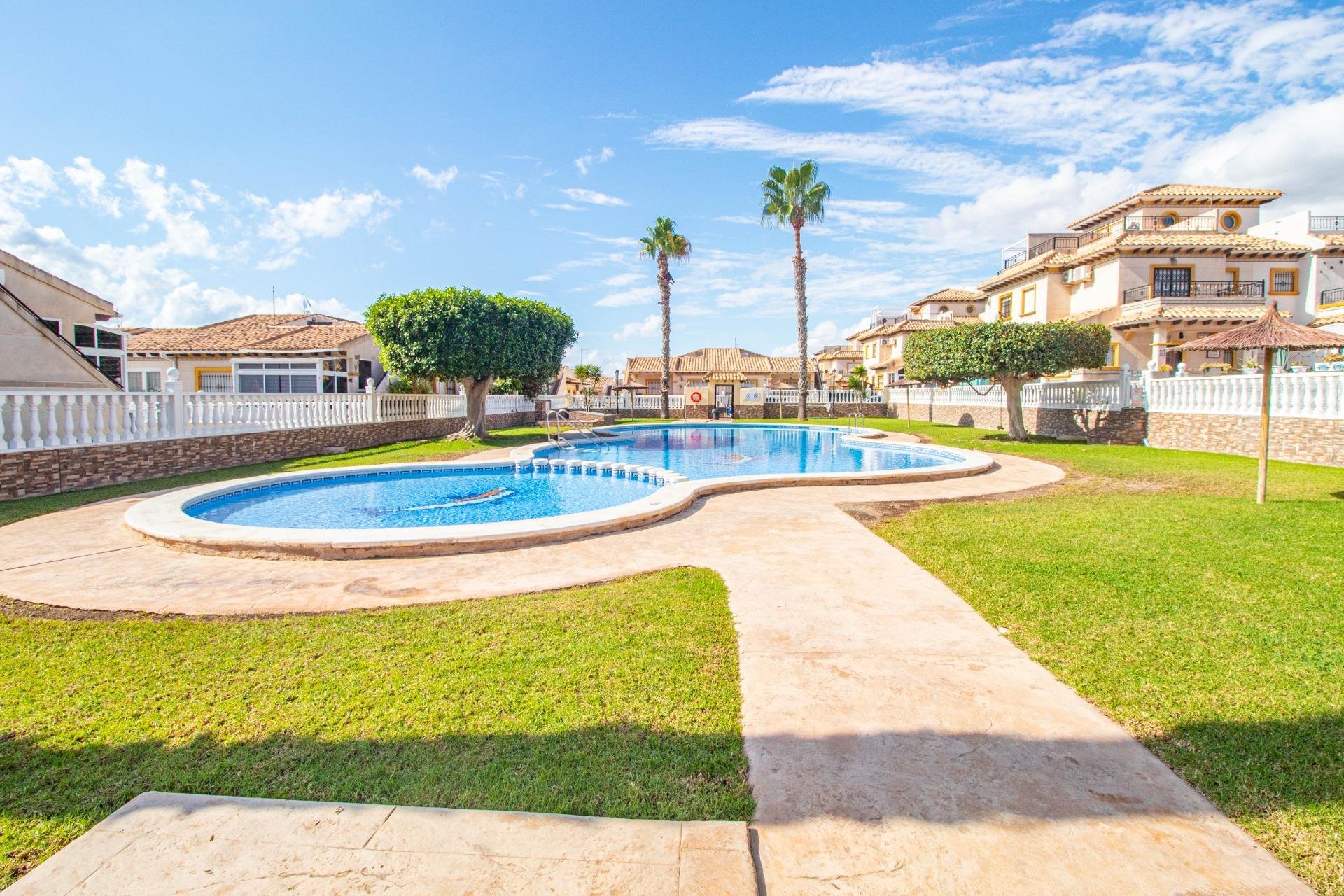 Återförsäljning - Radhus -
Orihuela Costa - La Zenia