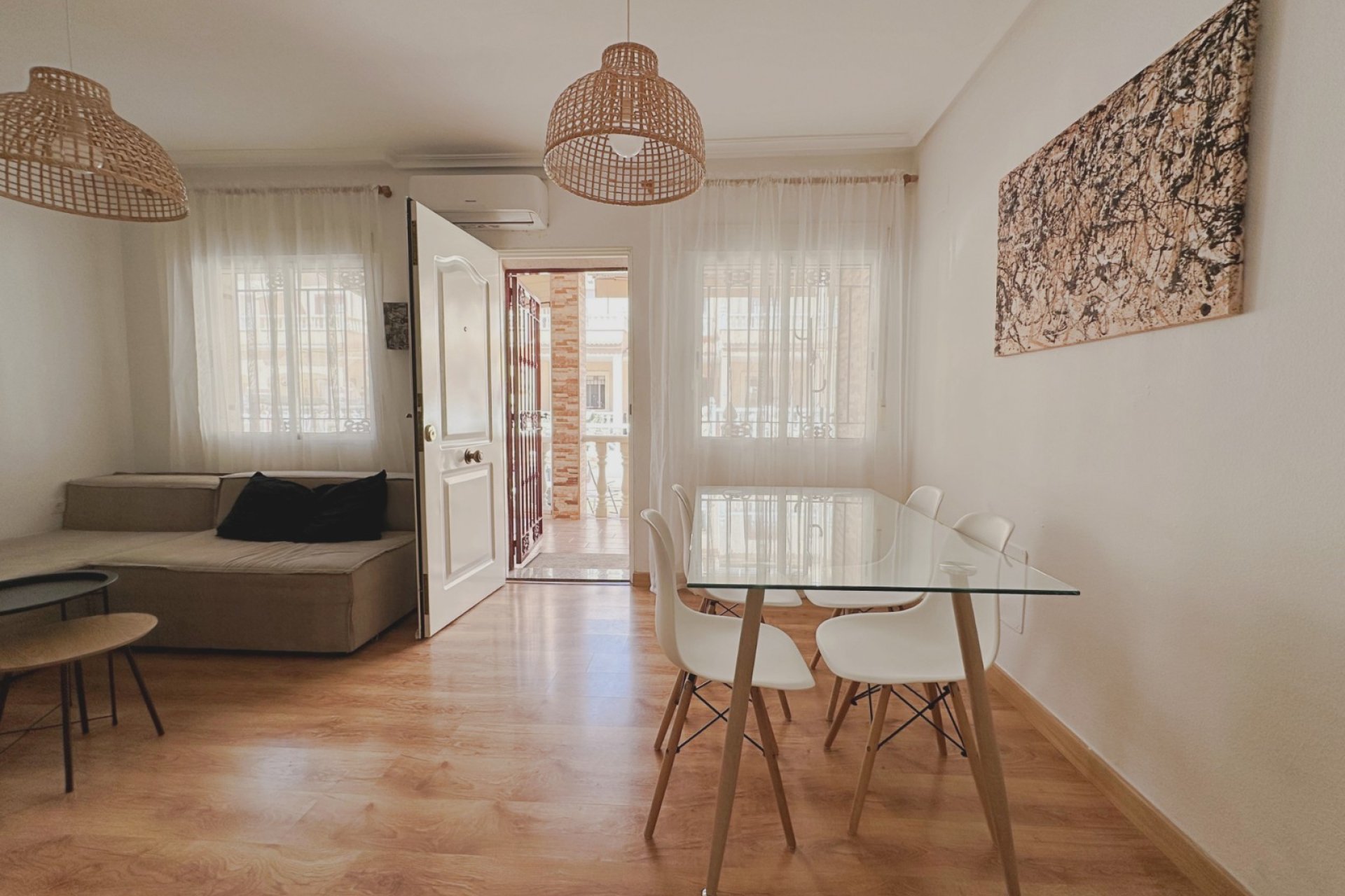 Återförsäljning - Radhus -
Orihuela Costa - La Zenia