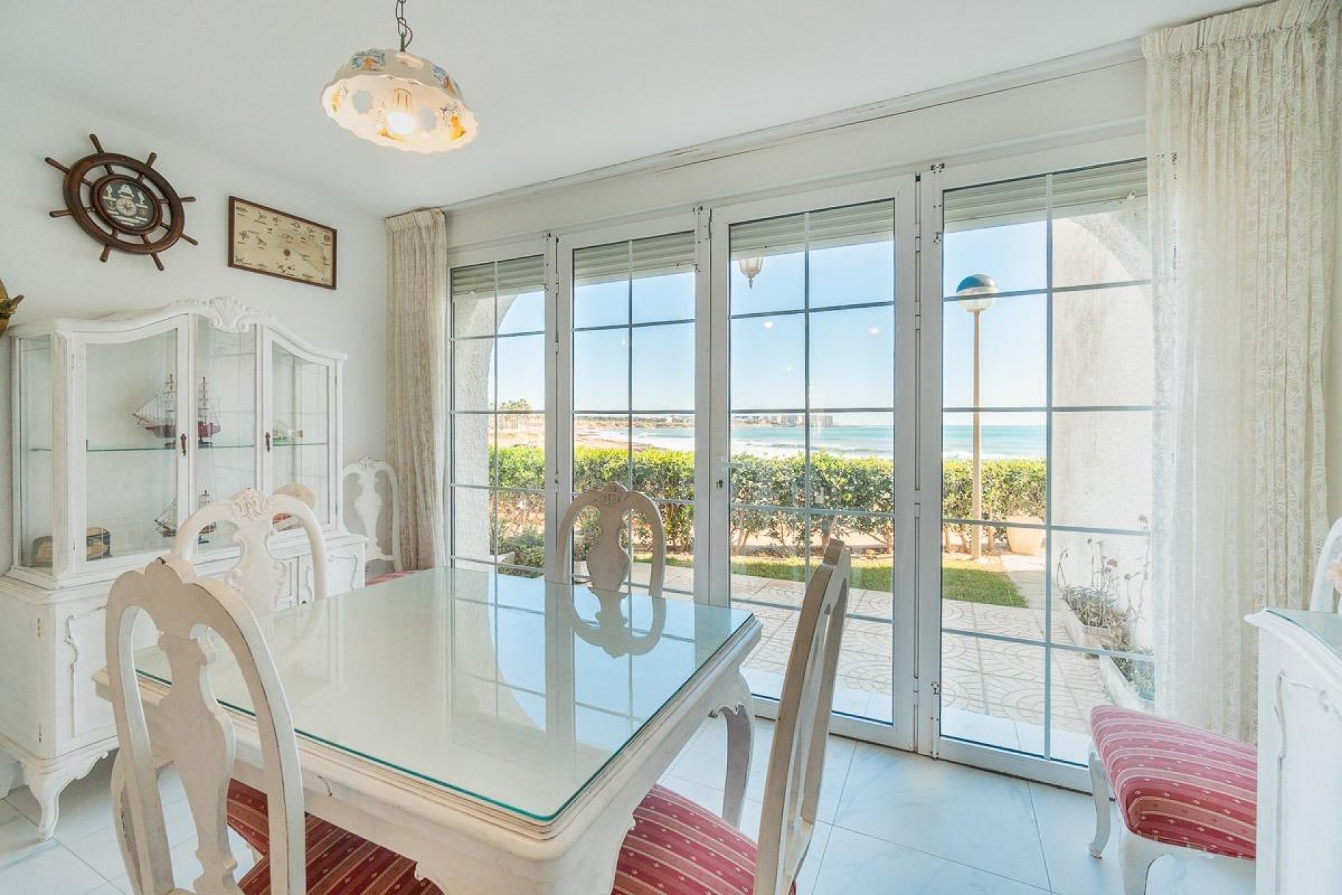 Återförsäljning - Radhus -
Orihuela Costa - Playa Flamenca