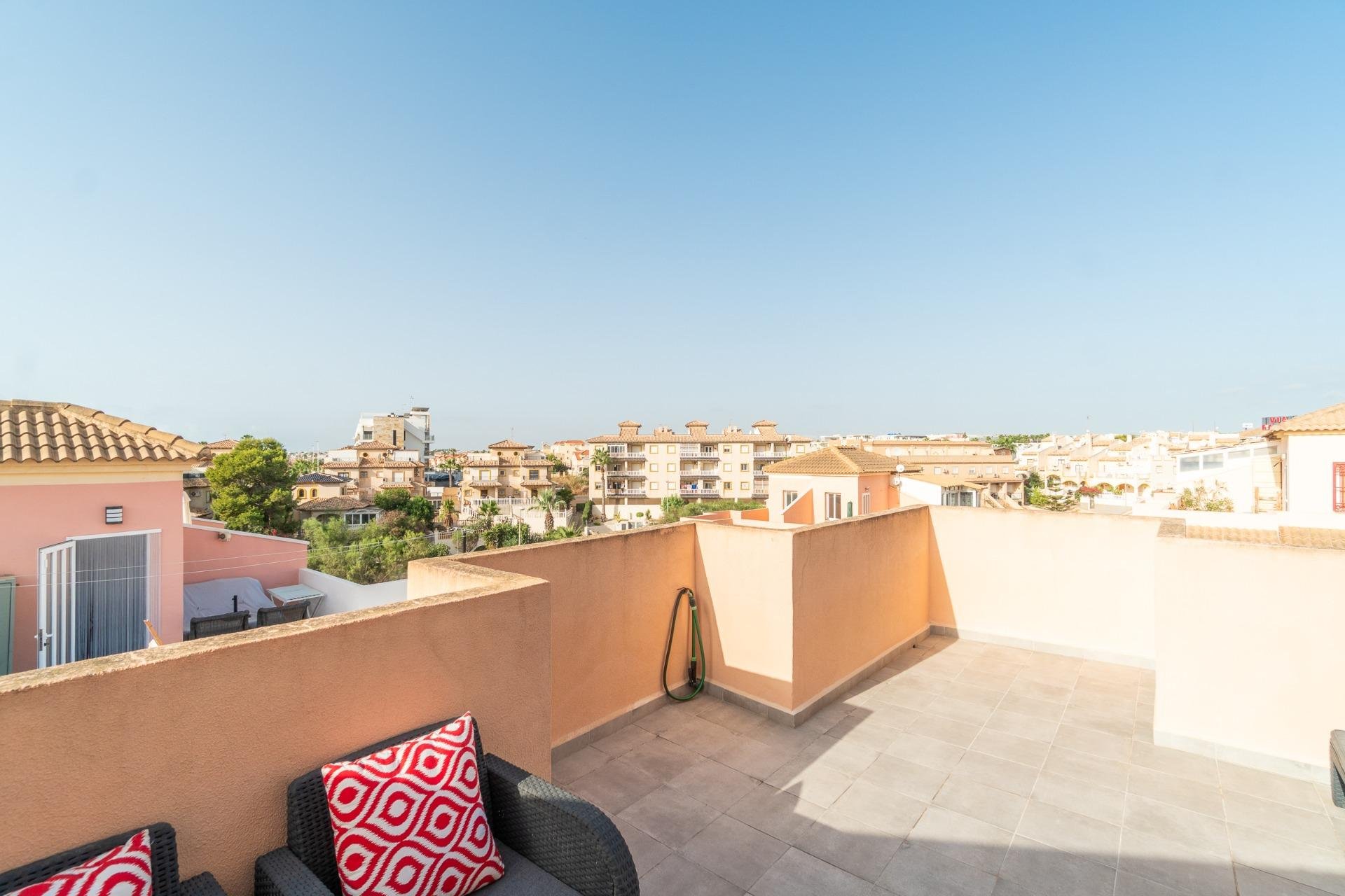 Återförsäljning - Radhus -
Orihuela Costa - Playa Flamenca