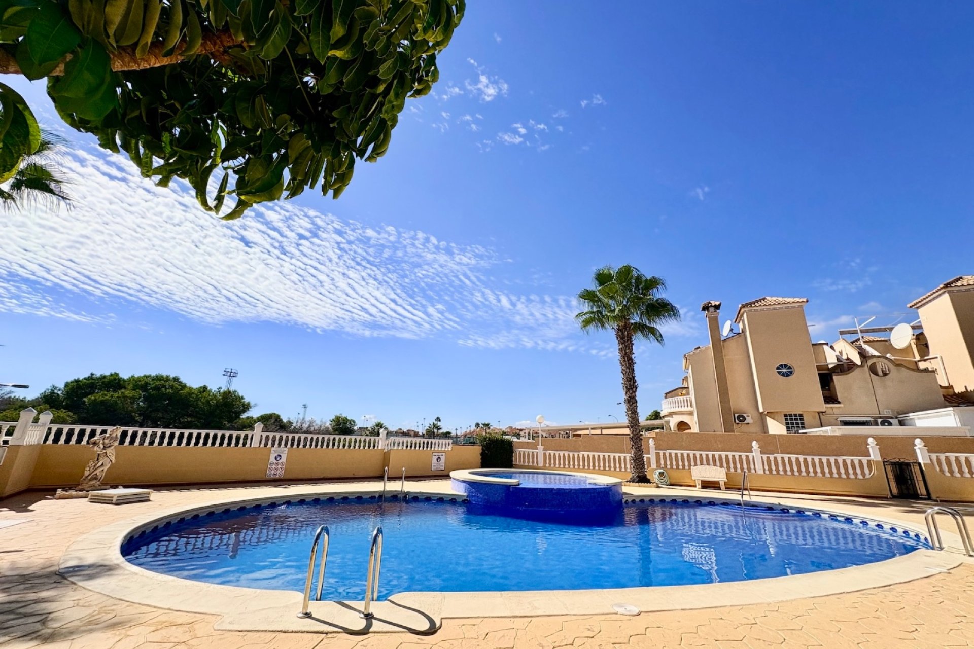 Återförsäljning - Radhus -
Orihuela Costa - Playa Flamenca