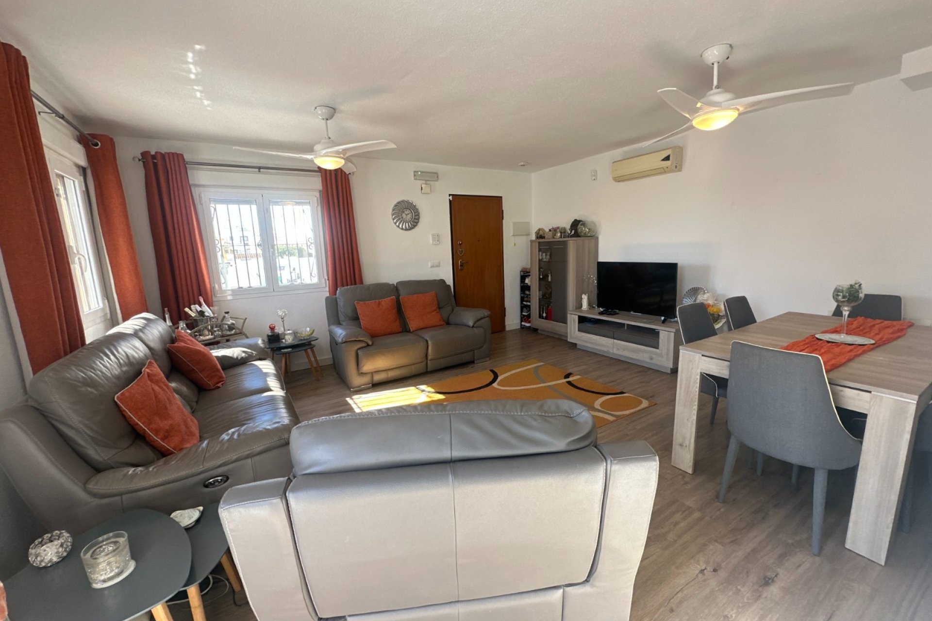 Återförsäljning - Radhus -
Orihuela - Entre Naranjos Vistabella