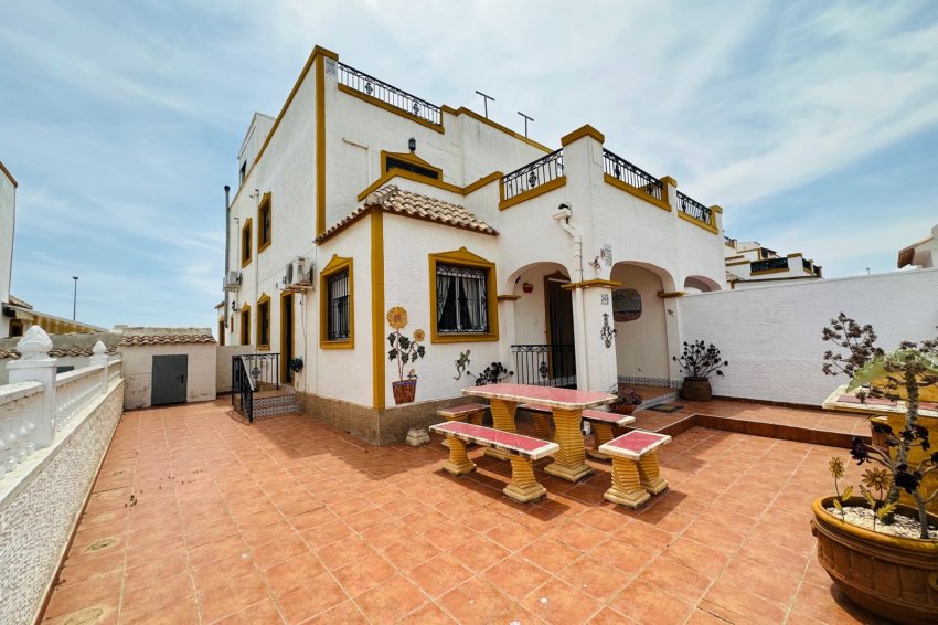 Återförsäljning - Radhus -
Orihuela - Entre Naranjos Vistabella