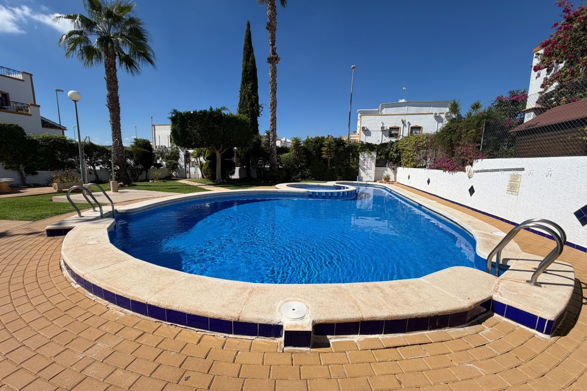 Återförsäljning - Radhus -
Orihuela - Entre Naranjos Vistabella