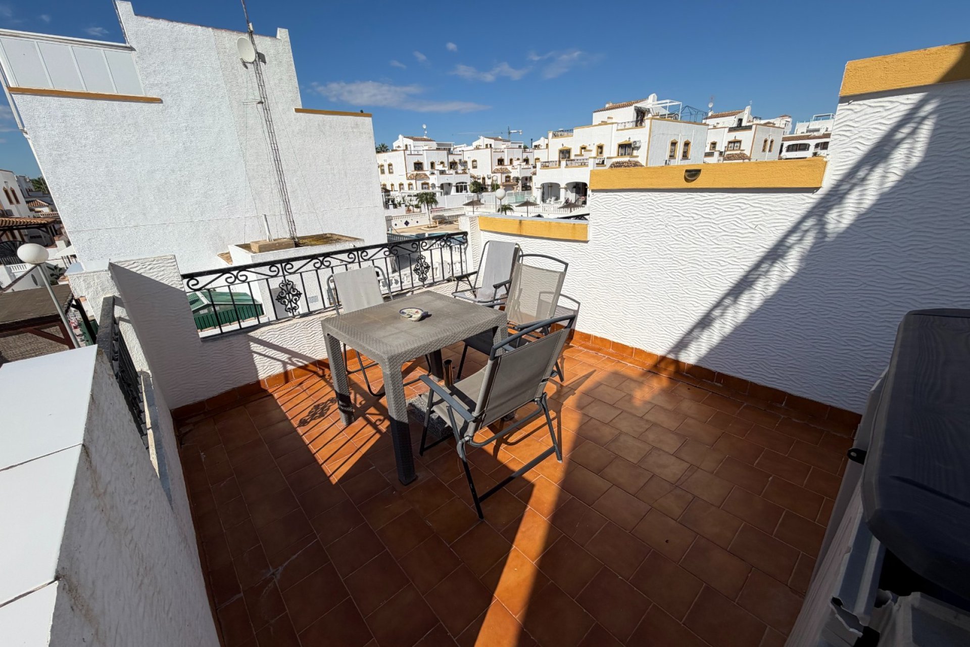 Återförsäljning - Radhus -
Orihuela - Entre Naranjos Vistabella