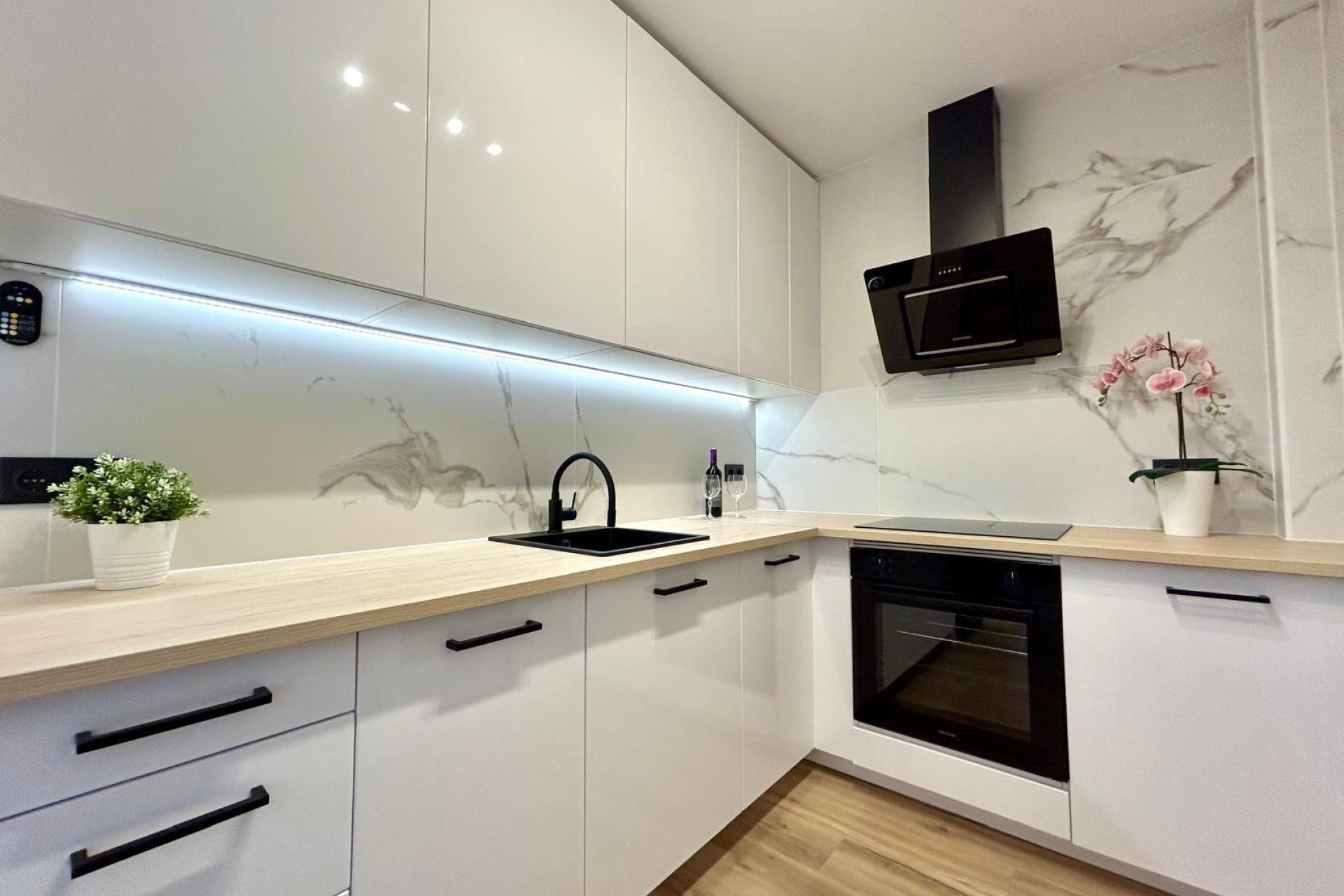 Återförsäljning - Radhus -
Orihuela - Urbanización Perla del Mar