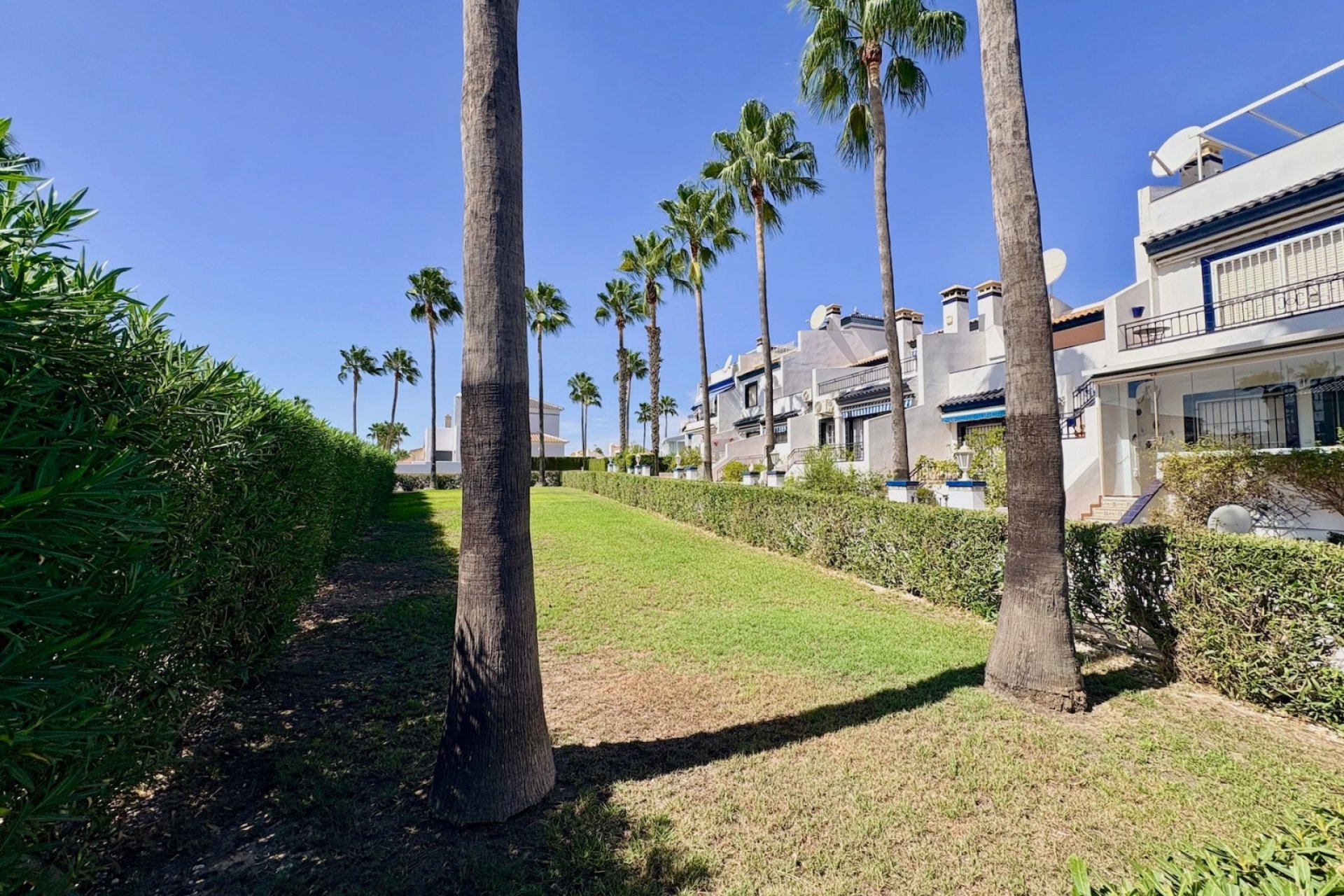 Återförsäljning - Radhus -
Orihuela - Villamartin