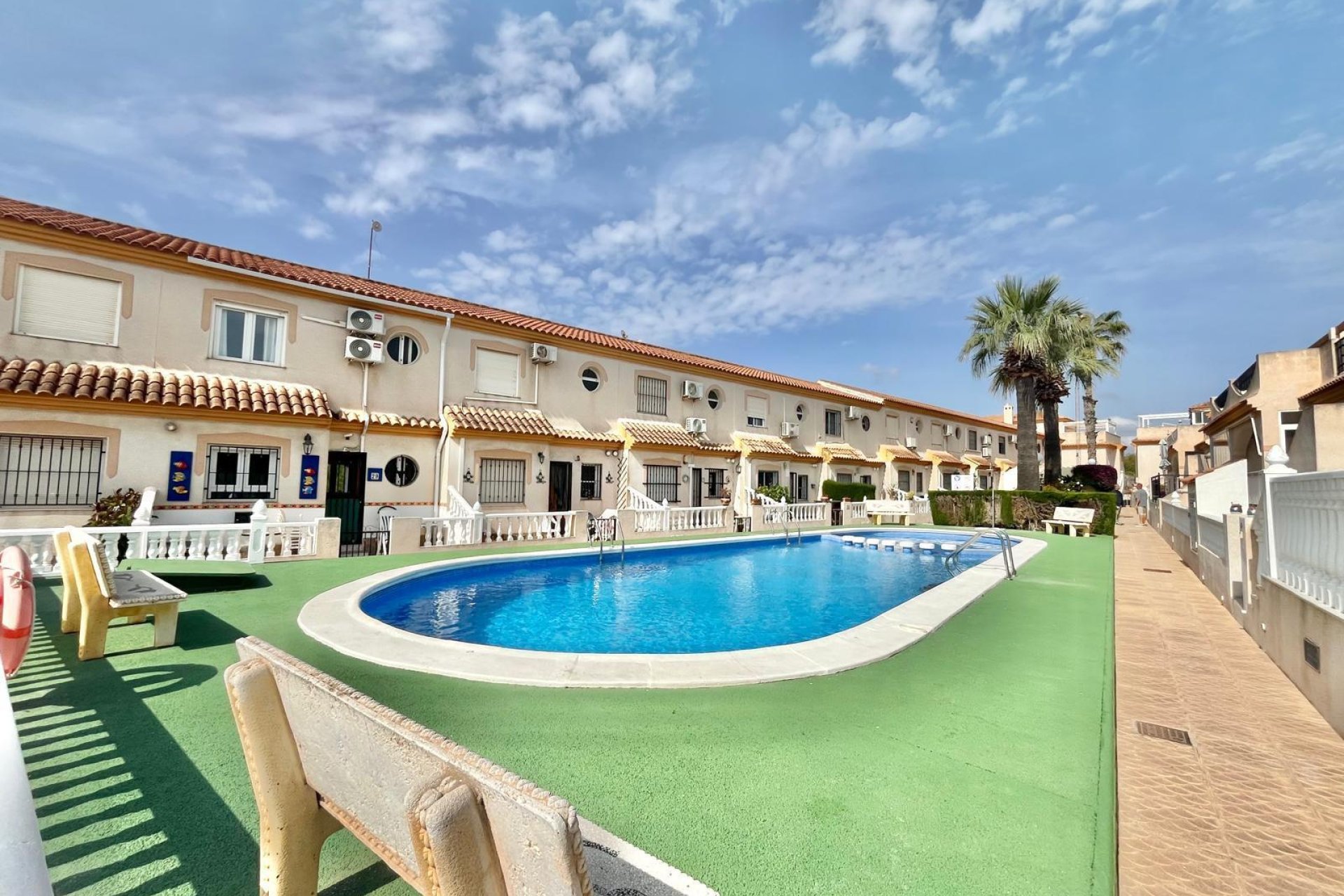 Återförsäljning - Radhus -
Playa Flamenca - Orihuela Costa