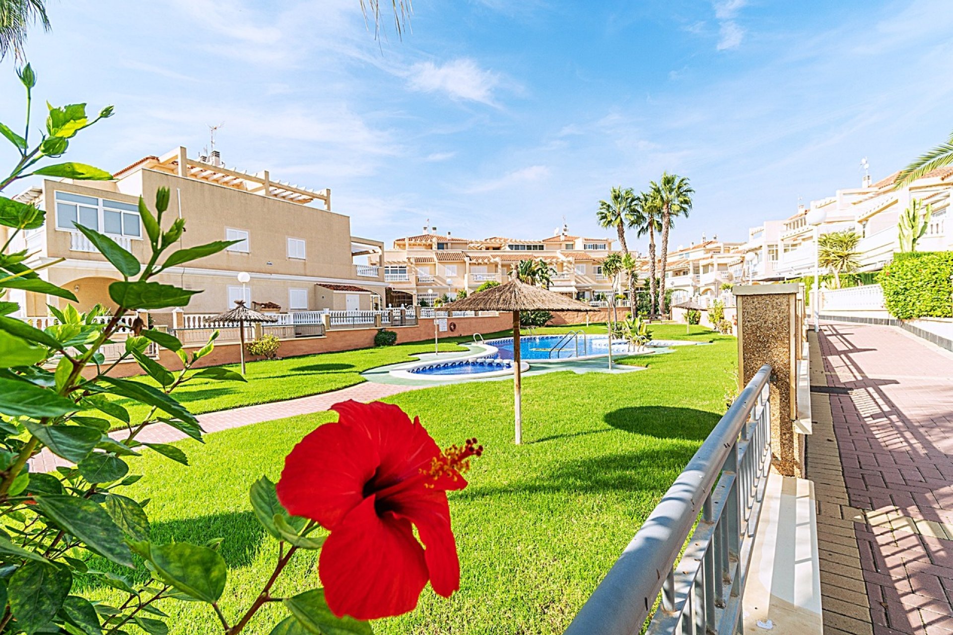 Återförsäljning - Radhus -
Playa Flamenca