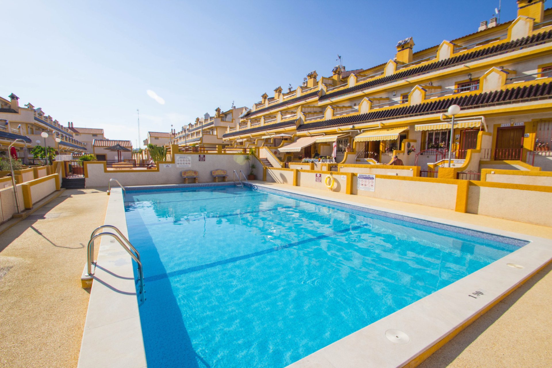 Återförsäljning - Radhus -
Playa Flamenca