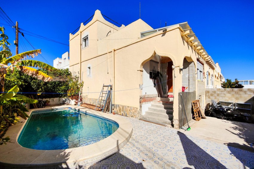 Återförsäljning - Radhus -
San Miguel - San Miguel de Salinas