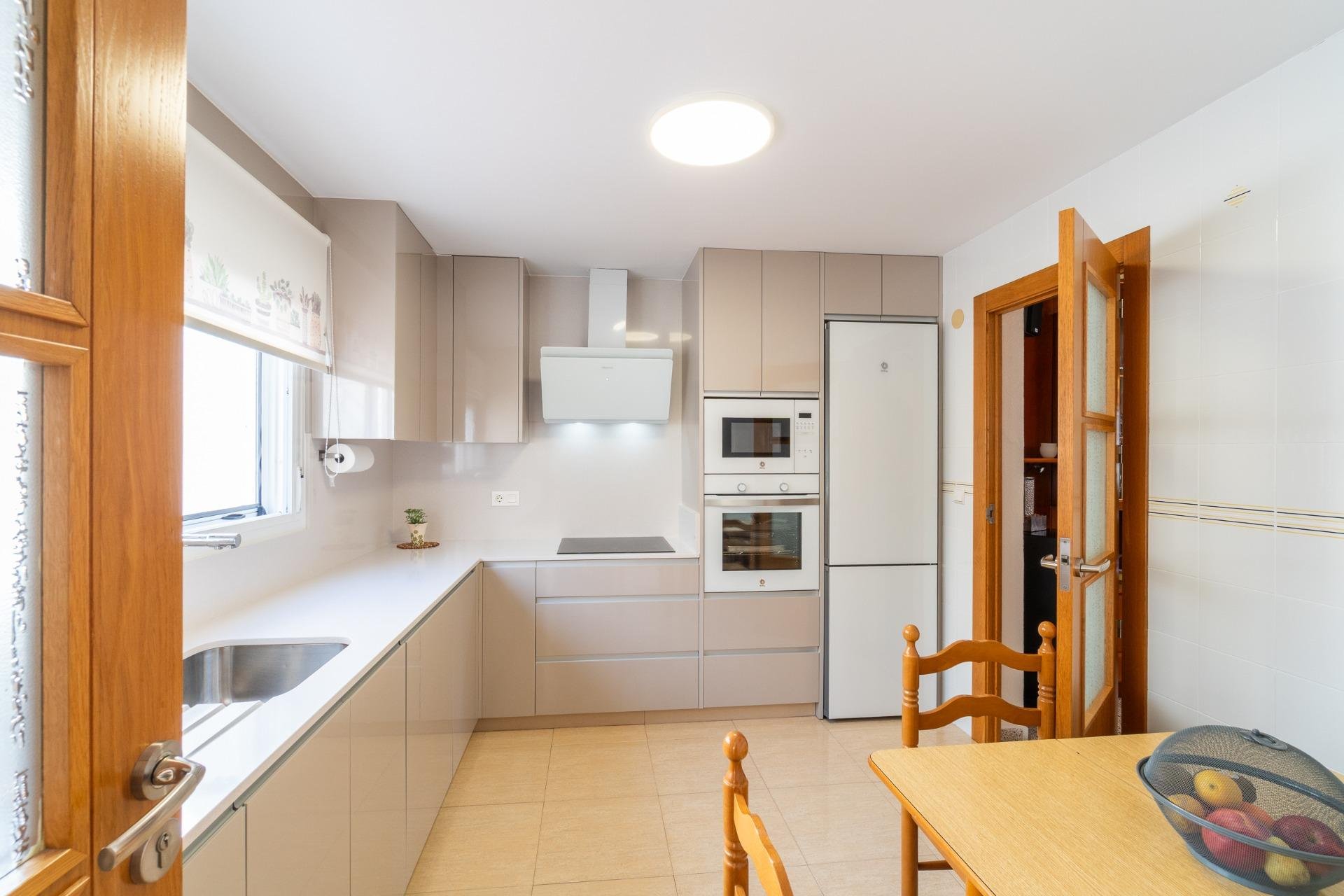 Återförsäljning - Radhus -
San Miguel - Torremendo