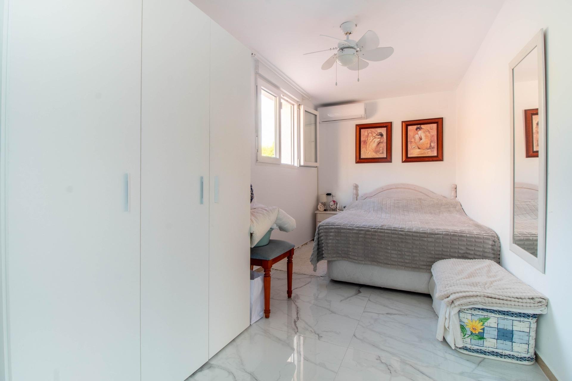 Återförsäljning - Radhus -
Torrevieja - Acequion