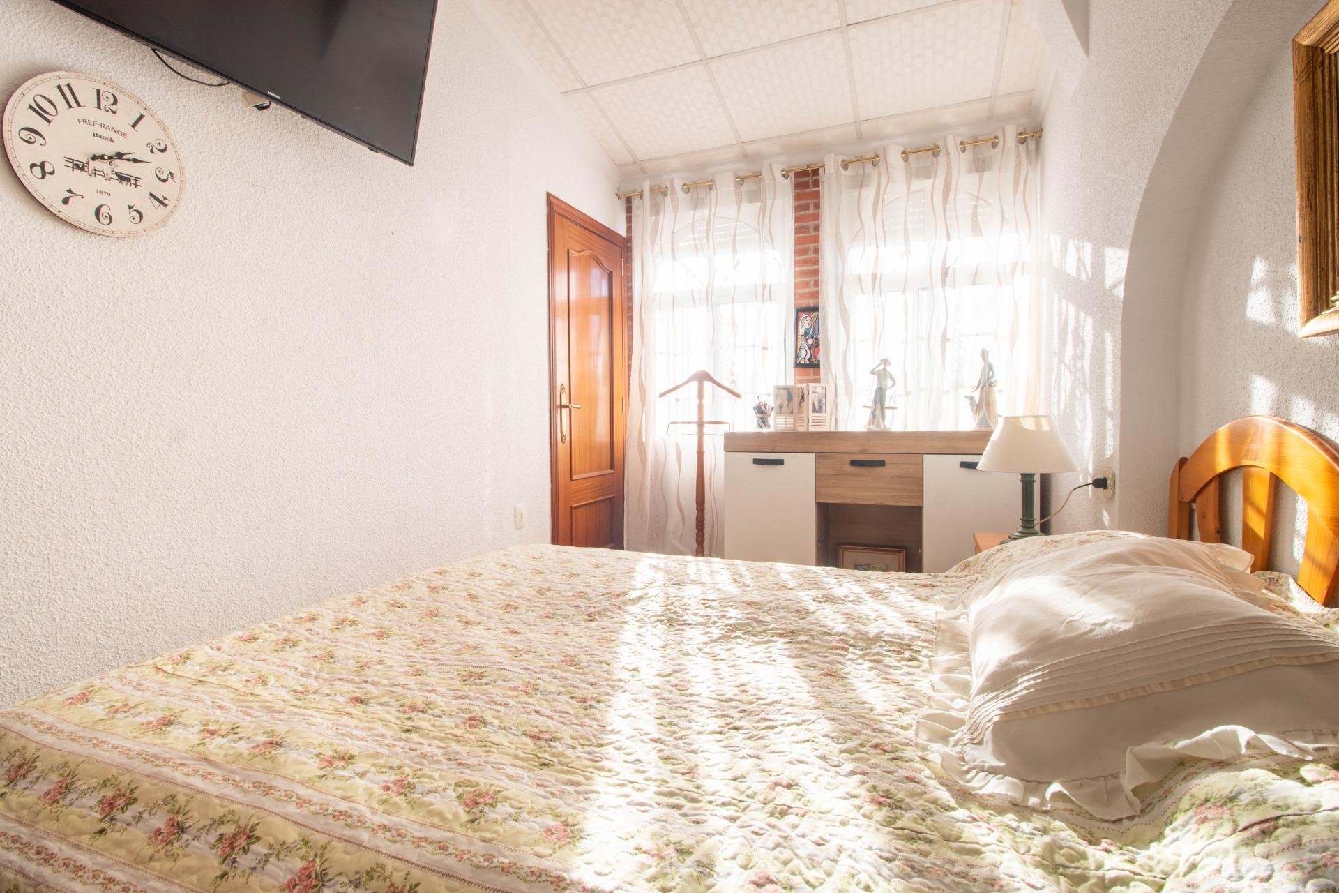 Återförsäljning - Radhus -
Torrevieja - Acequion