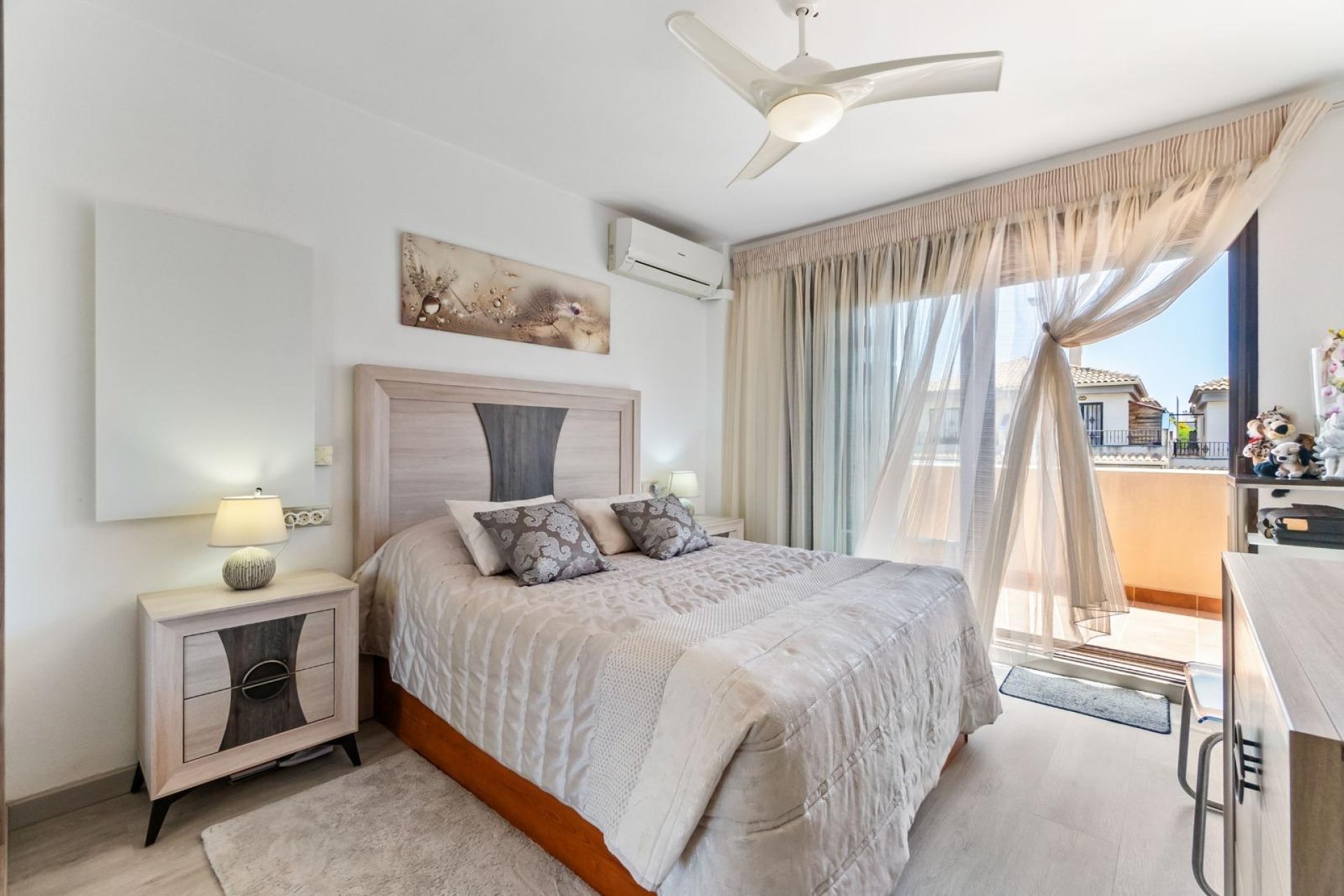 Återförsäljning - Radhus -
Torrevieja - Aguas Nuevas