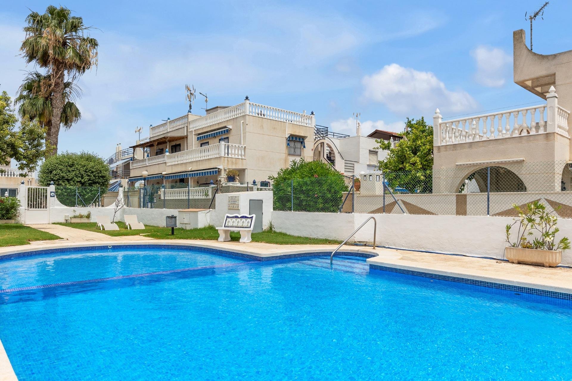 Återförsäljning - Radhus -
Torrevieja - Carrefour