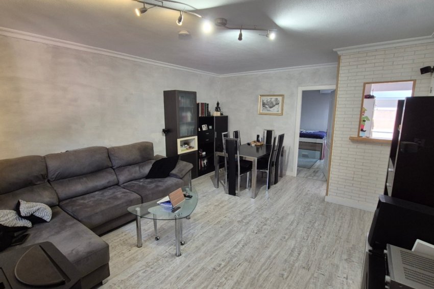 Återförsäljning - Radhus -
Torrevieja - Costa Blanca Sur