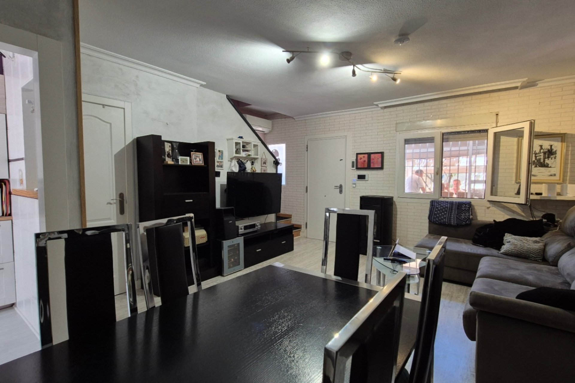 Återförsäljning - Radhus -
Torrevieja - Costa Blanca Sur