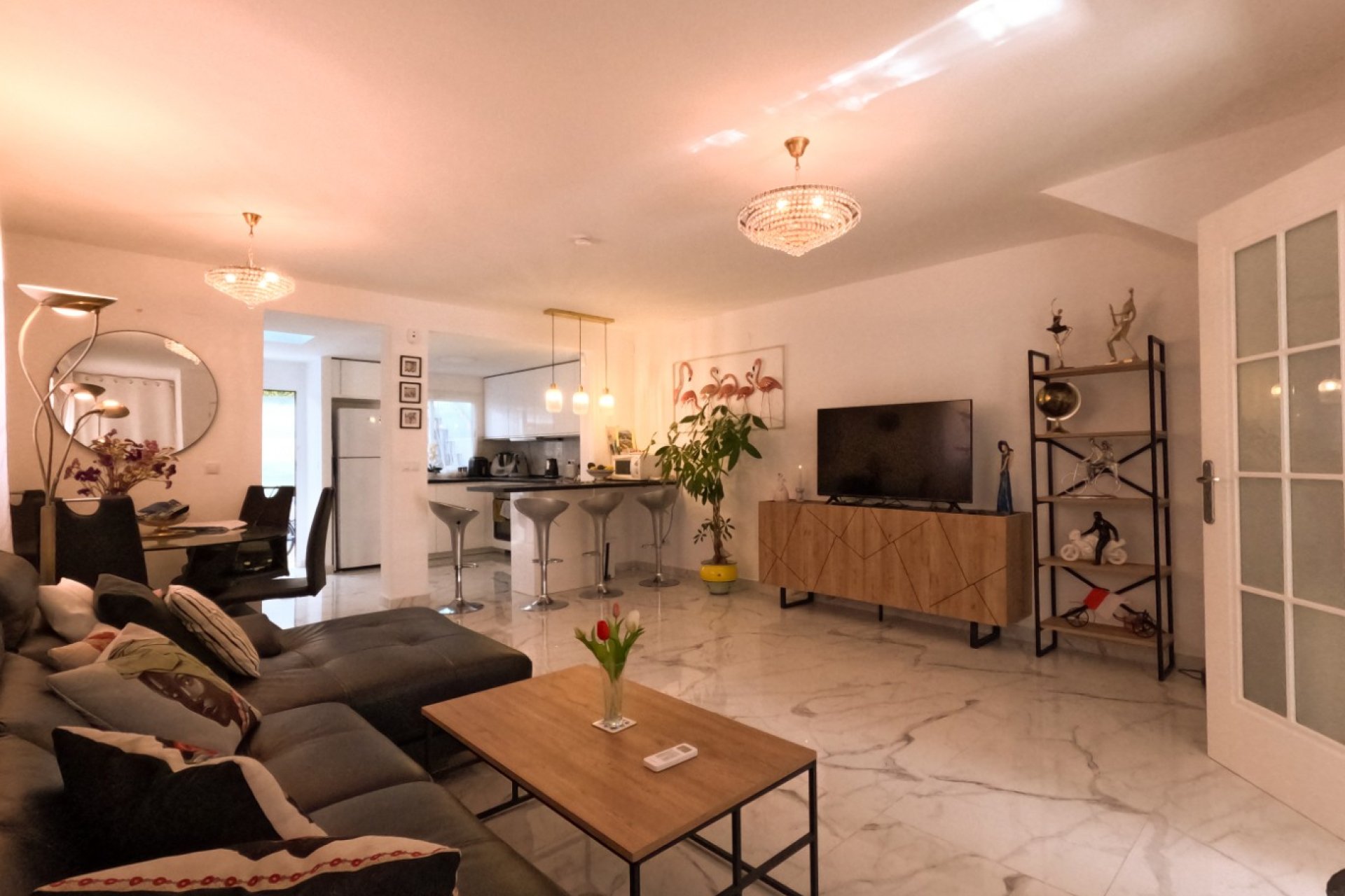 Återförsäljning - Radhus -
Torrevieja - El Acequión - Los Náufragos