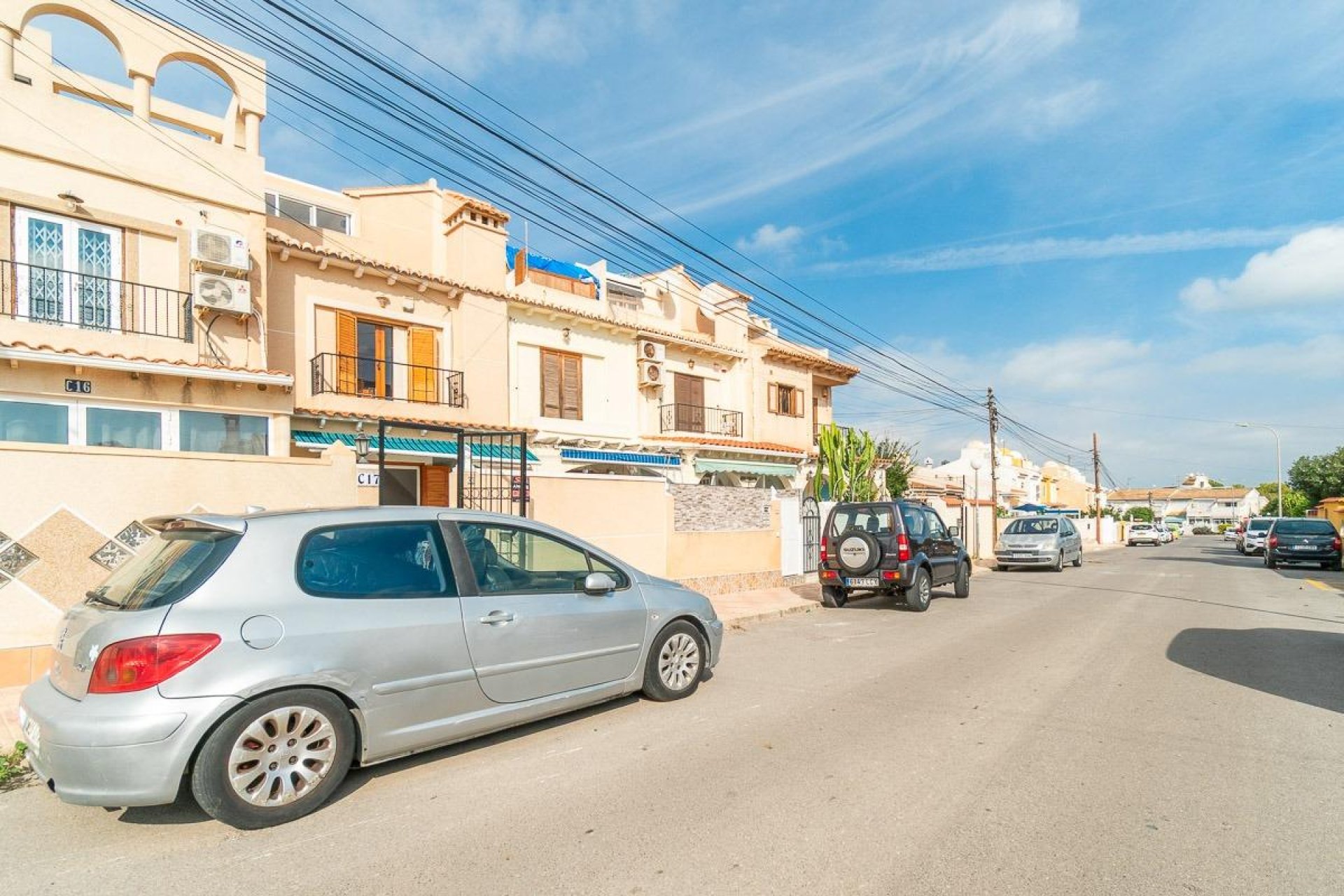 Återförsäljning - Radhus -
Torrevieja - La Siesta - El Salado - Torreta
