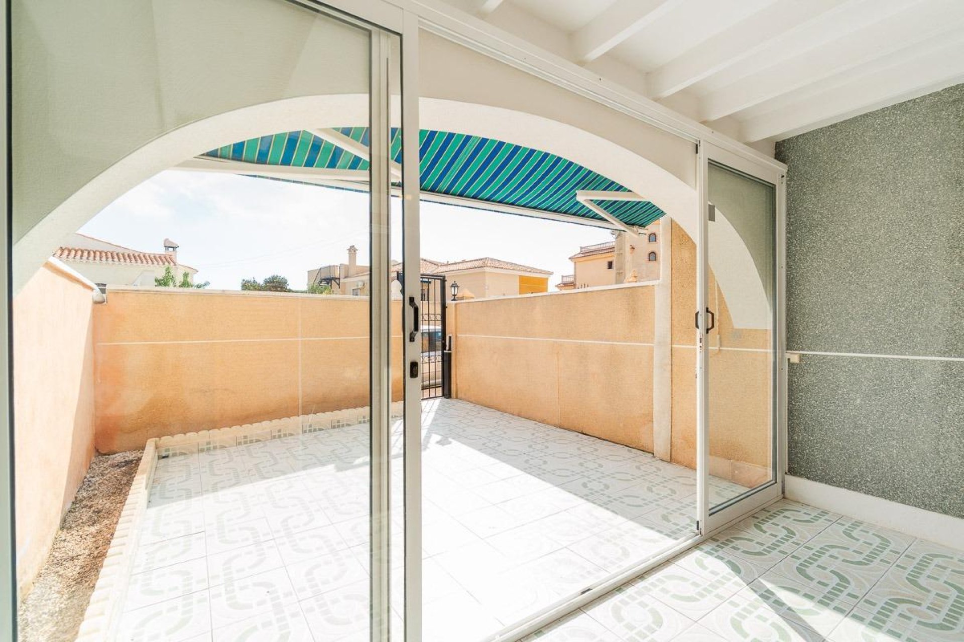 Återförsäljning - Radhus -
Torrevieja - La Siesta - El Salado - Torreta