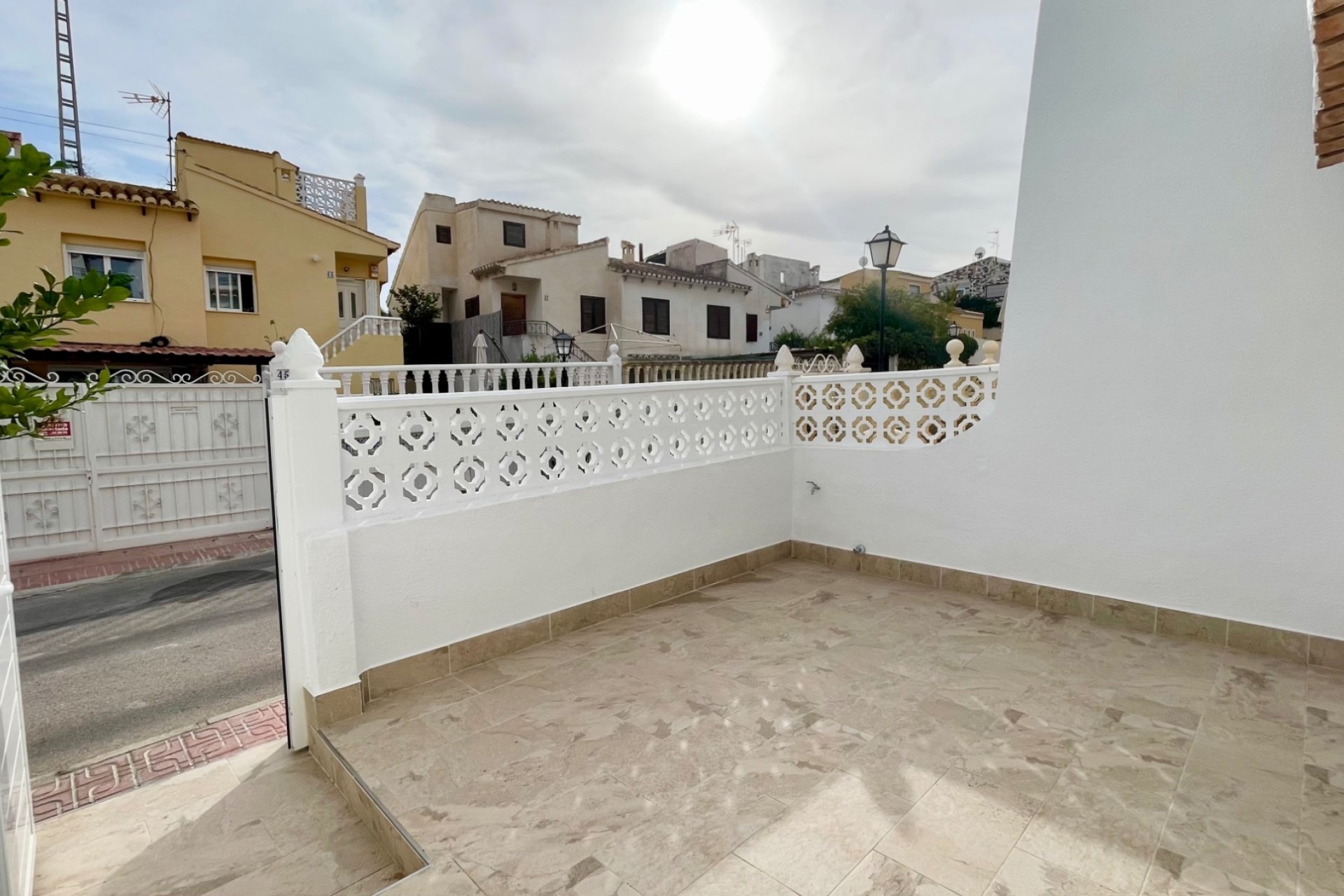 Återförsäljning - Radhus -
Torrevieja - Los balcones