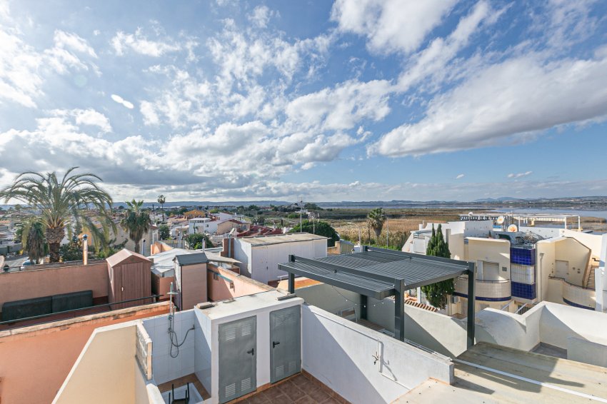 Återförsäljning - Radhus -
Torrevieja - Torretas