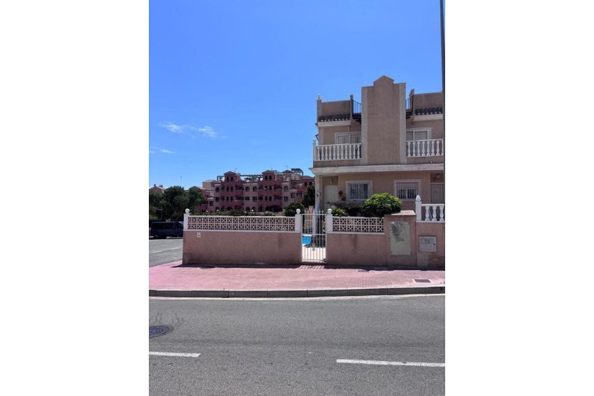 Återförsäljning - Radhus -
Villamartin - Costa Blanca