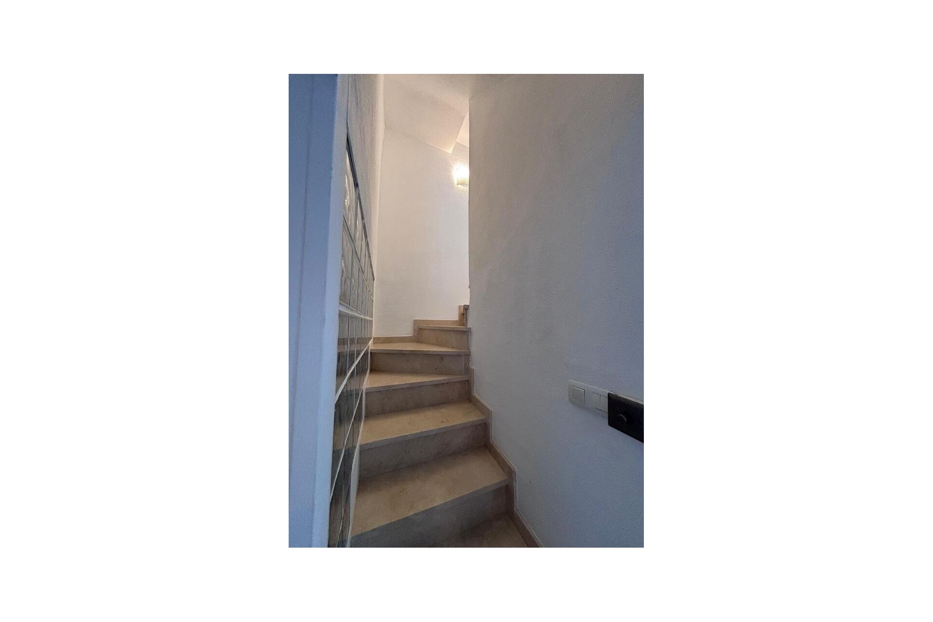 Återförsäljning - Radhus -
Villamartin - Costa Blanca