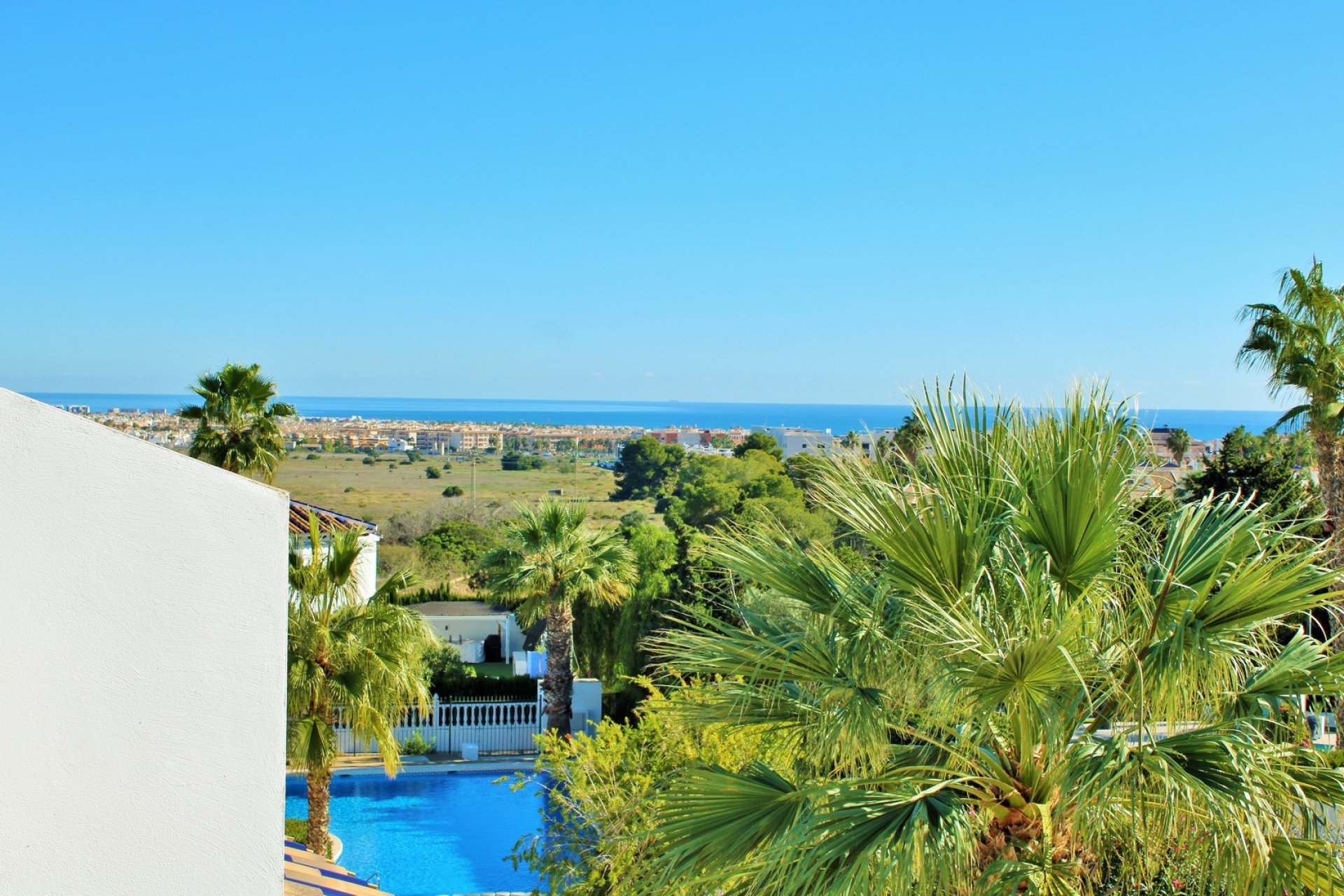 Återförsäljning - Radhus -
Villamartin - Las Violetas