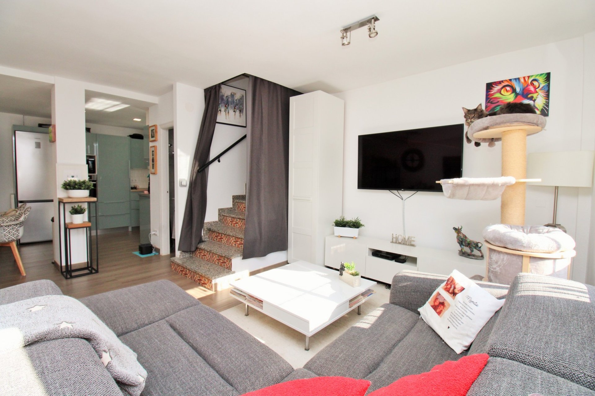 Återförsäljning - Radhus -
Villamartin - Villamartín