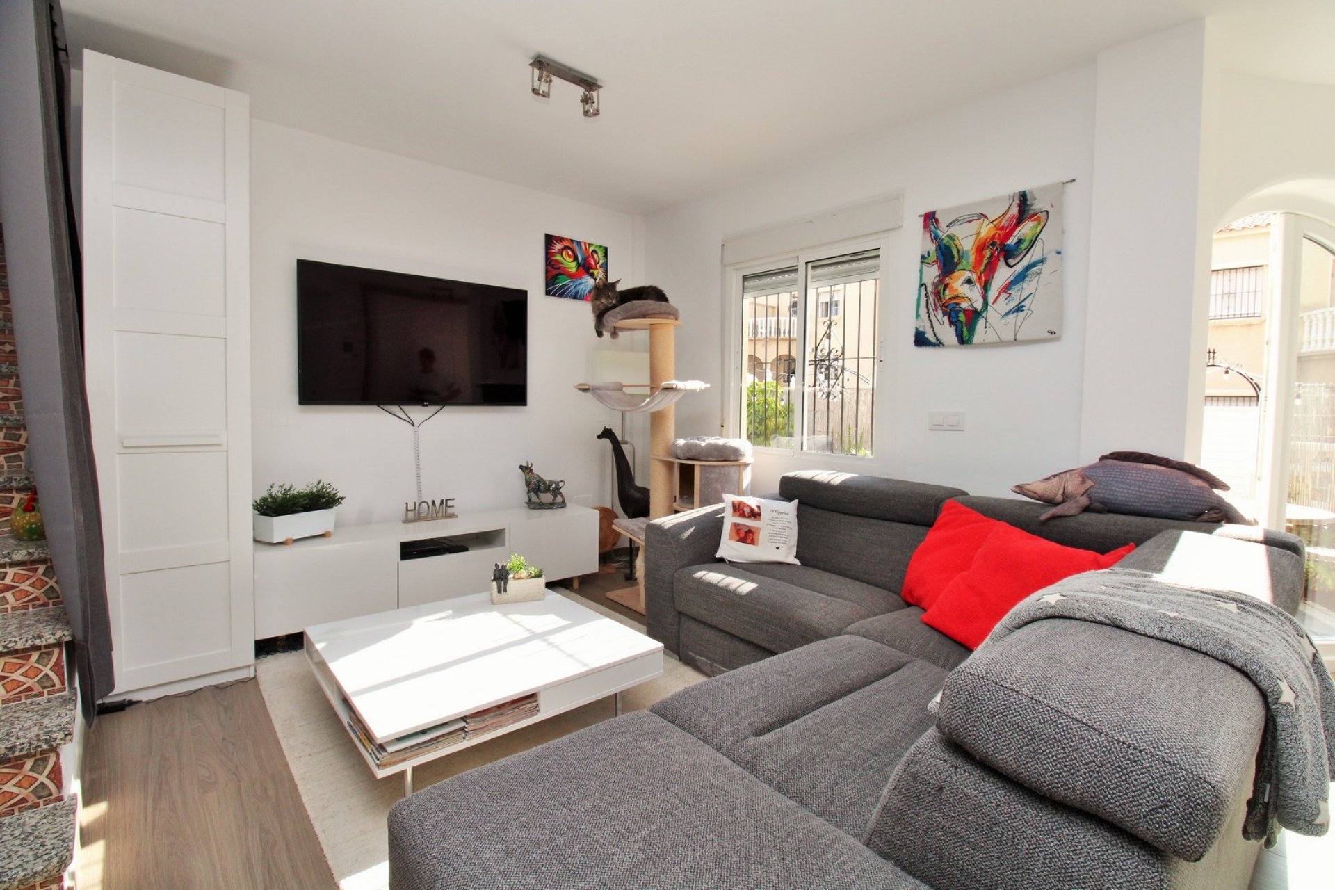 Återförsäljning - Radhus -
Villamartin - Villamartín