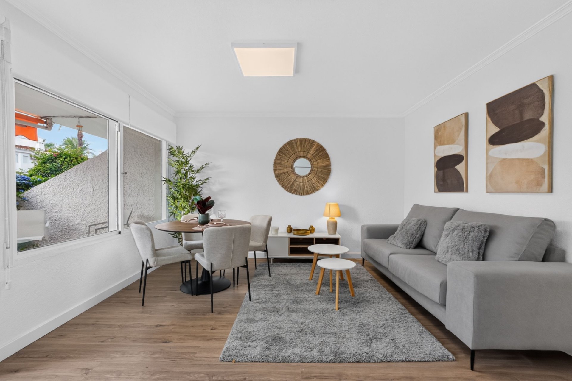 Återförsäljning - Radhus -
Villamartin - Villamartín