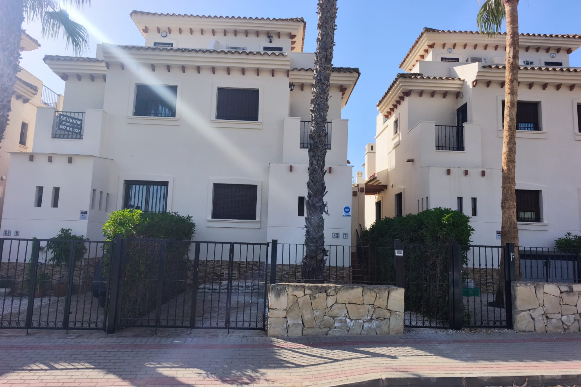 Återförsäljning - Semi detached -
Algorfa - La Finca Golf Resort