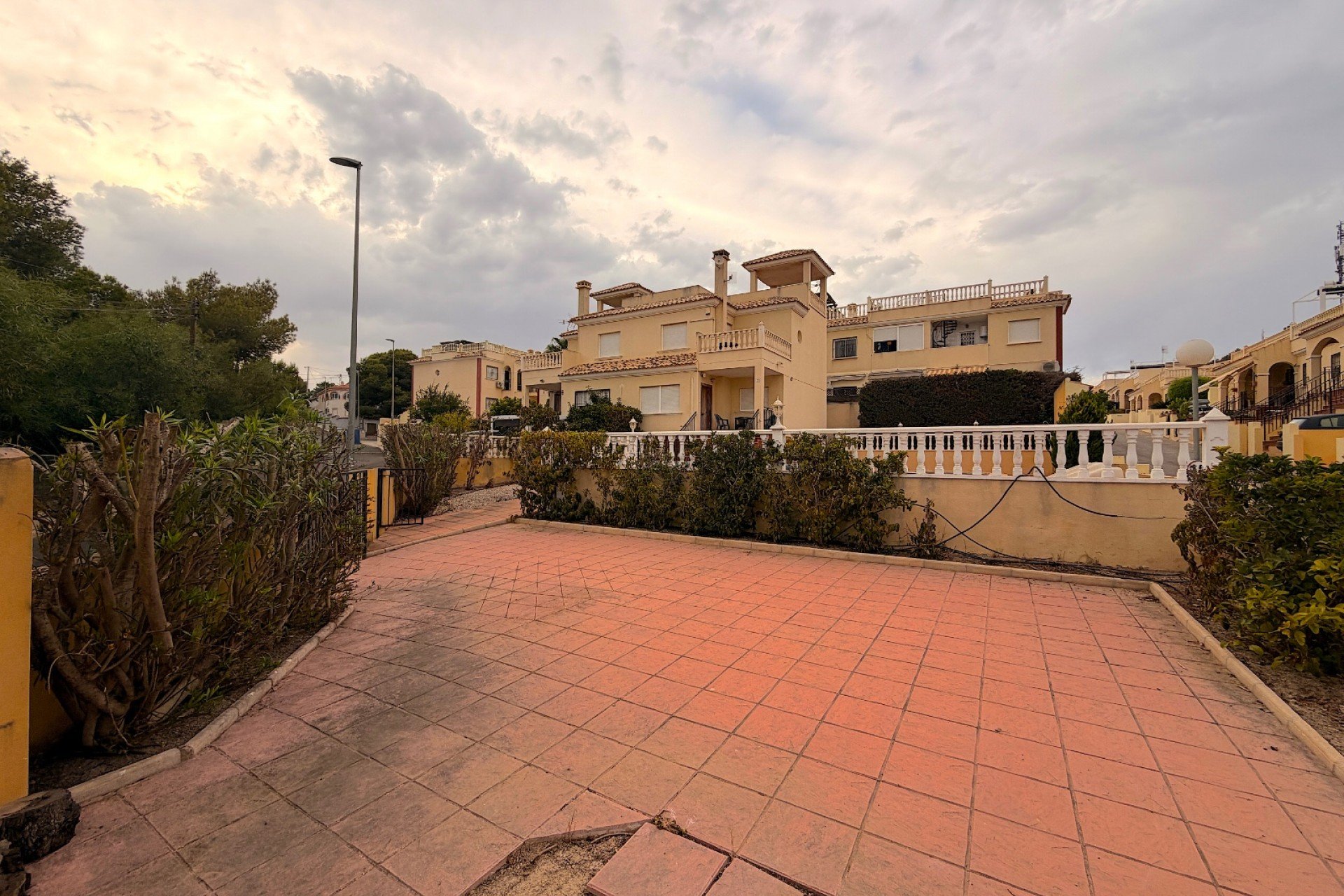 Återförsäljning - Semi detached -
Algorfa - Montemar
